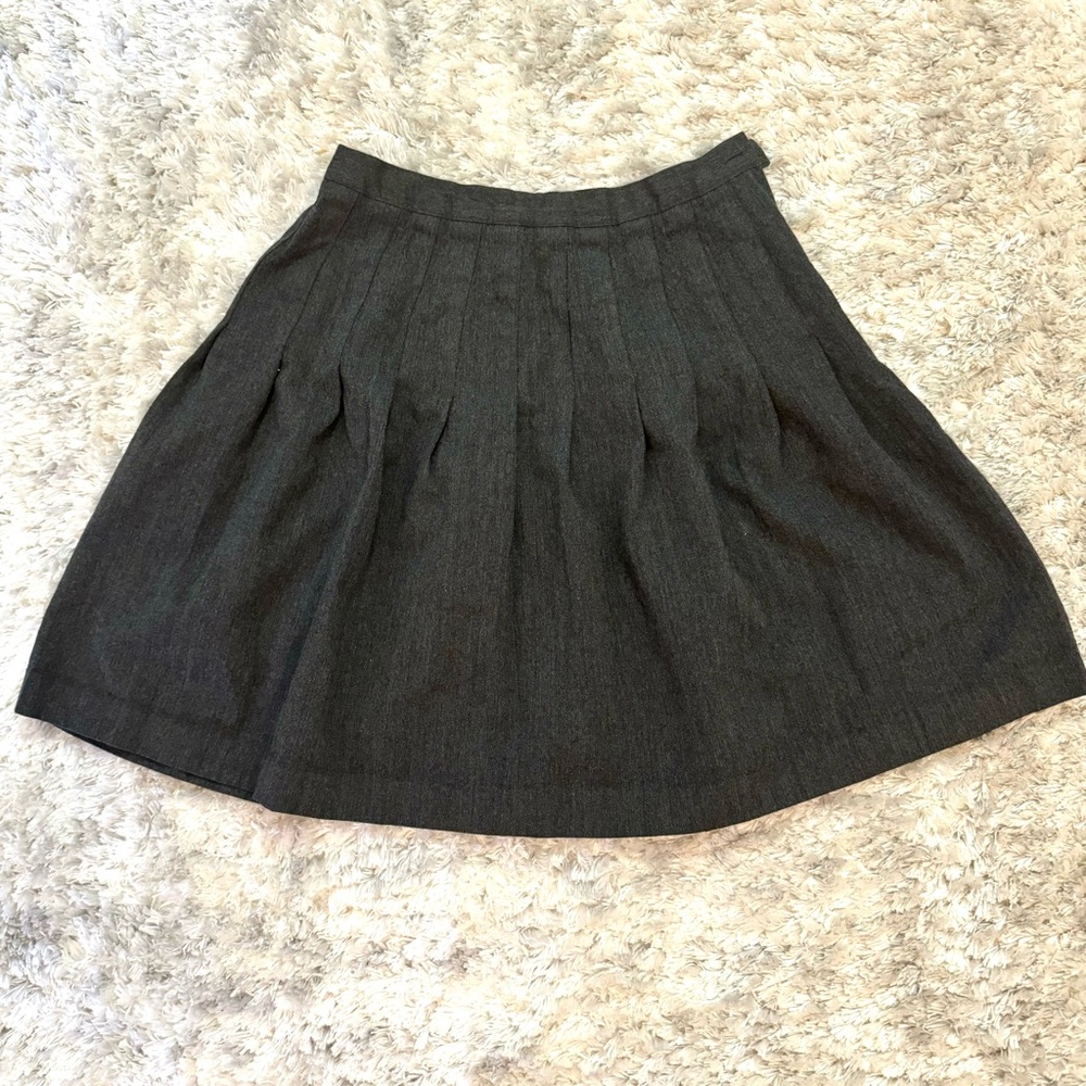 Pleated grey skirt tennis skirt academia style